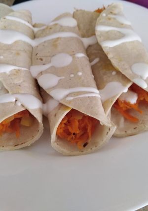Una foto de Taquitos de zanahoria