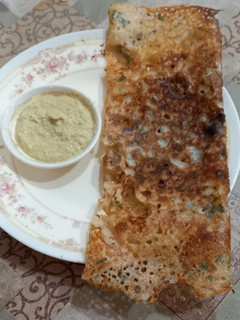 રવા ઢોસા (Rava Dosa Recipe In Gujarati) રેસીપી મુખ્ય ફોટો