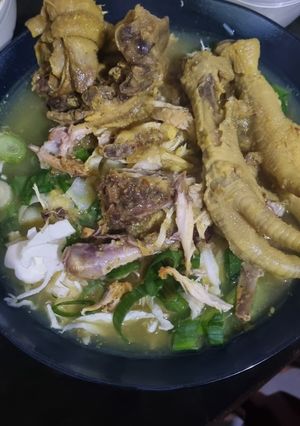Foto resep Soto Ayam Ceker Tulangan Kuah Kuning