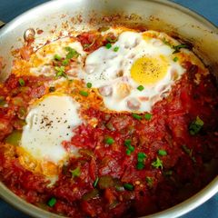 A picture of Amazing Shakshuka Recipe - Poached Eggs in Spicy Tomato Pepper Sauce.