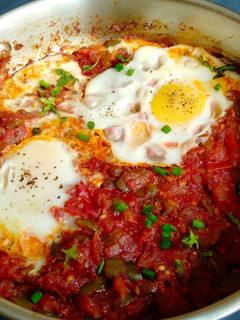 A picture of Amazing Shakshuka Recipe - Poached Eggs in Spicy Tomato Pepper Sauce.