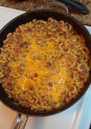 A picture of One Pot Creamy American Goulash.