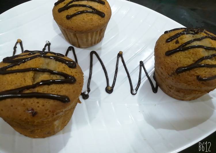 Recipe of Award-winning Banana muffins by chef tayyaba