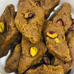 A picture of OATS & DATES DELIGHT / KATLI.