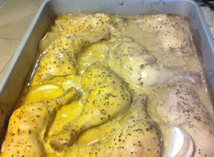 Una foto de Piernas de pollo a la mostaza (8 porciones)