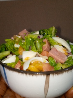 A picture of Sausage salad.