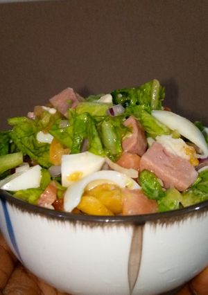 A picture of Sausage salad.