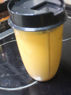 Una foto de Crema de zanahoria y manzana
