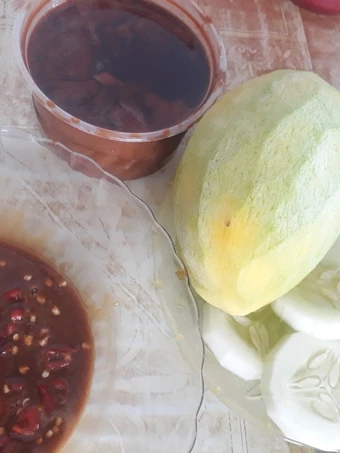 Cara Mudah Membikin Resep Rujak Petis Madura yang Bisa Manjain Lidah Anti Ribet, Sempurna