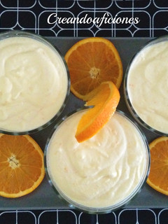 Una foto de Mousse de naranja