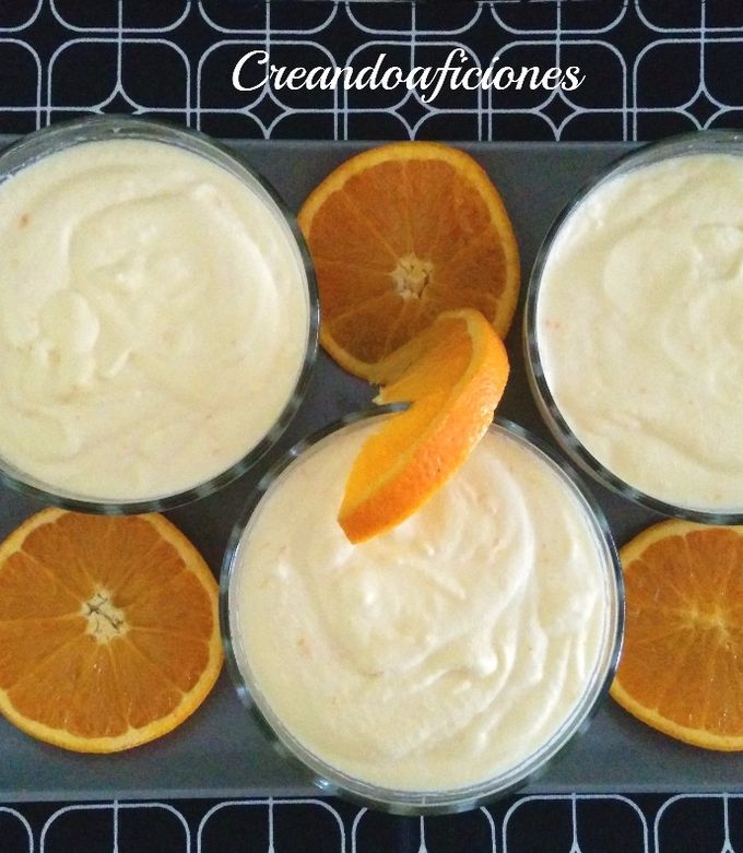 Una foto de Mousse de naranja