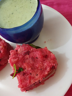பீட்ரூட் கேப்சிகம் ரவா கிச்சடி (Beetroot Rava Recipe in Tamil) செய்முறை முக்கிய புகைப்படம்