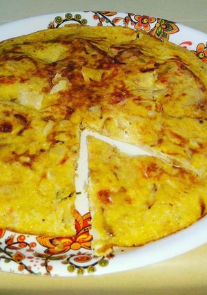 A picture of Spanish omlette.