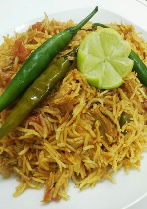 صورة لوصفة كبسة تونة سريعه للعزابية والرحلات 😋