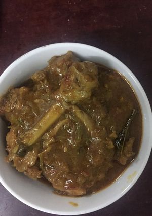 A picture of Country chicken gravy.
