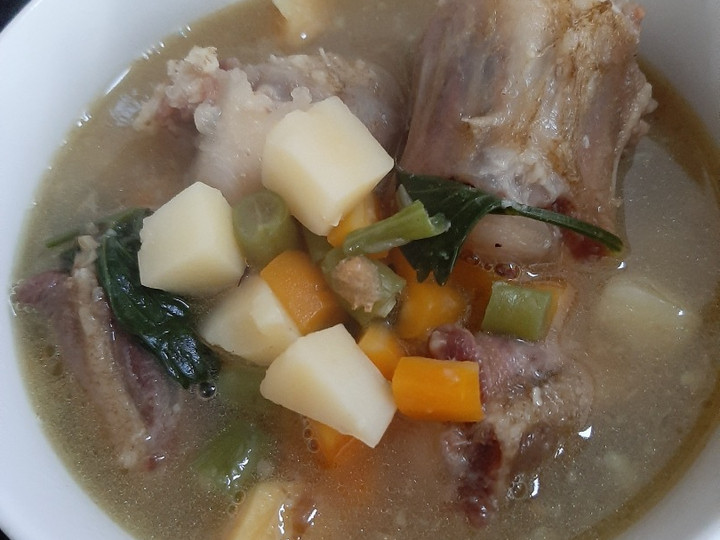 Bagaimana Membuat Sop buntut sapi yang Sempurna