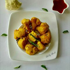 A picture of Gobhi pakoda.