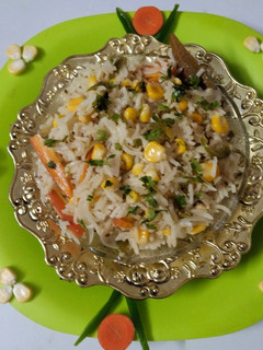 कॉर्न पुलाव (corn pulao recipe in marathi) रेसिपी चे मुख्य फोटो
