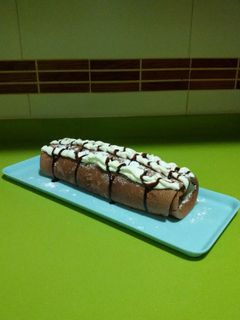 Una foto de Brazo de gitano de choco relleno de nata