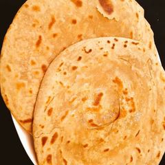 A picture of Ball waly Parathy.