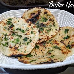 A picture of Butter Naan.