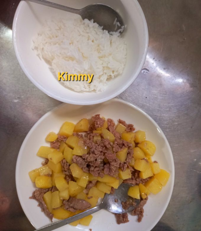 Hình của món Bò bằm khoai tây.