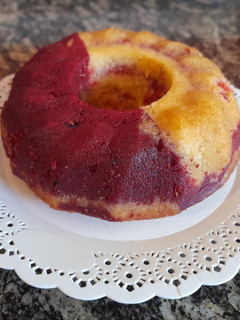 Una foto de Torta red velvet y vainilla