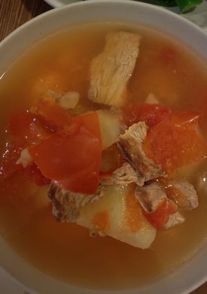 蕃茄薯仔肉片湯 的食譜成品照片
