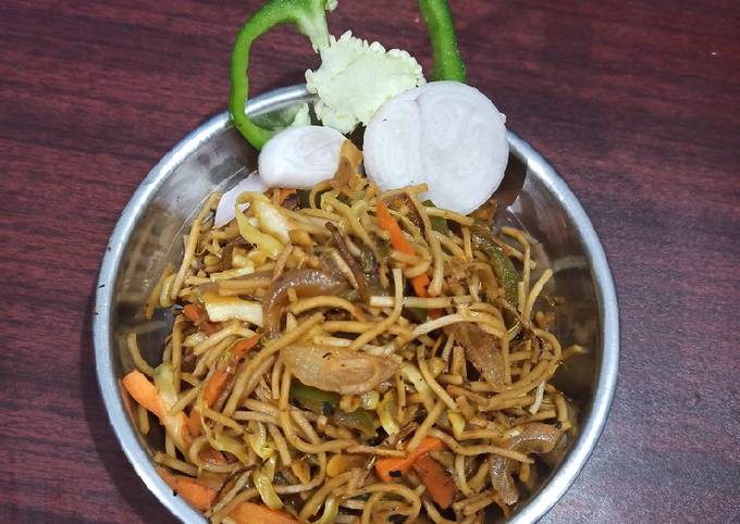 Steps to Make Perfect Veg chowmein