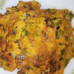 A picture of Veg besan chilla /Veg Omelette🍴.