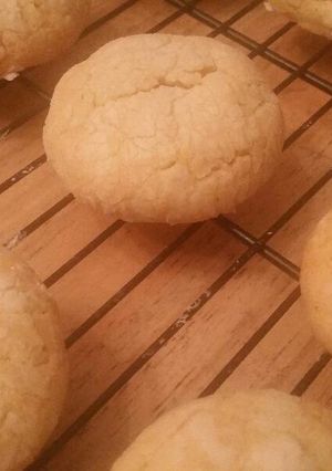 A picture of Lemon Cookies.