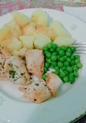 Une photo de Pomme de terre et petits pois facile