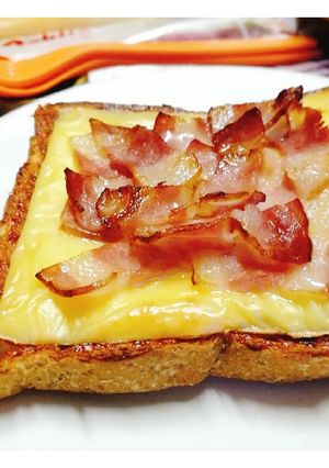 รูปของ 🍕 พิซซ่าชีสเบคอน (Air Fryer Bacon Cheese Pizza) 🧀🥓