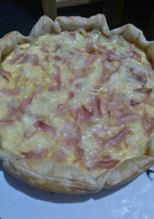 Una foto de Quiche de jamón y queso