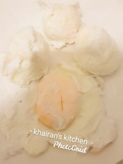 Poached eggs ainihin hoton girkin