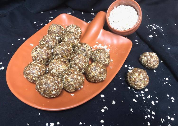 Step-by-Step Guide to Prepare Favorite Oats and dates ladoo