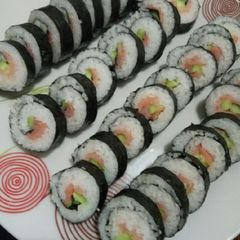 A picture of Smoked Salmon Sushi Maki.