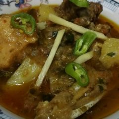 Desi chicken shorby wla A picture of Desi chicken shorby wla.