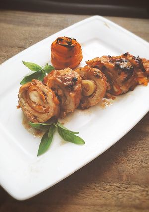 Hình của món Gà cuộn nướng.