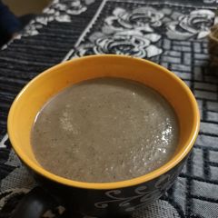 A picture of Mushroom Soup.