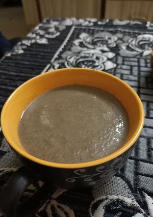 A picture of Mushroom Soup.