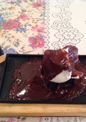 A picture of Chocolate sizzling Brownies.