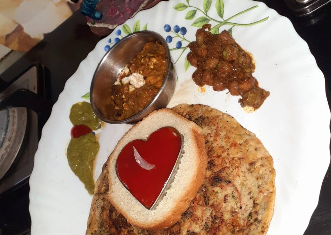 ओट्स पैन केक दिल के साथ (oats pancake dil ke sath recipe in Hindi)