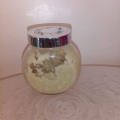 A picture of Garlic Paste.