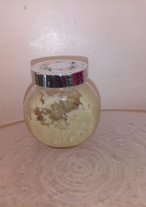 A picture of Garlic Paste.