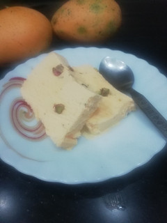 A picture of Mango Ice-cream.