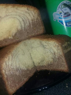 Una foto de Torta de aceite marmolada