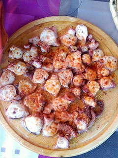 Una foto de Pulpo a la gallega