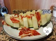 Una foto de melon con jamon