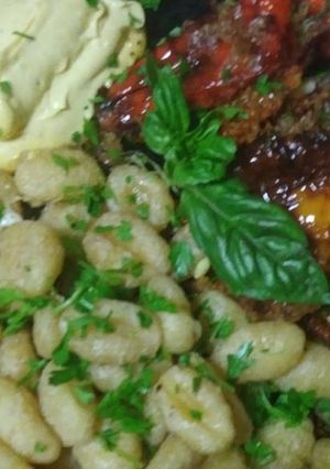 Una foto de Chiles dulces rellenos con pasta de papa frita